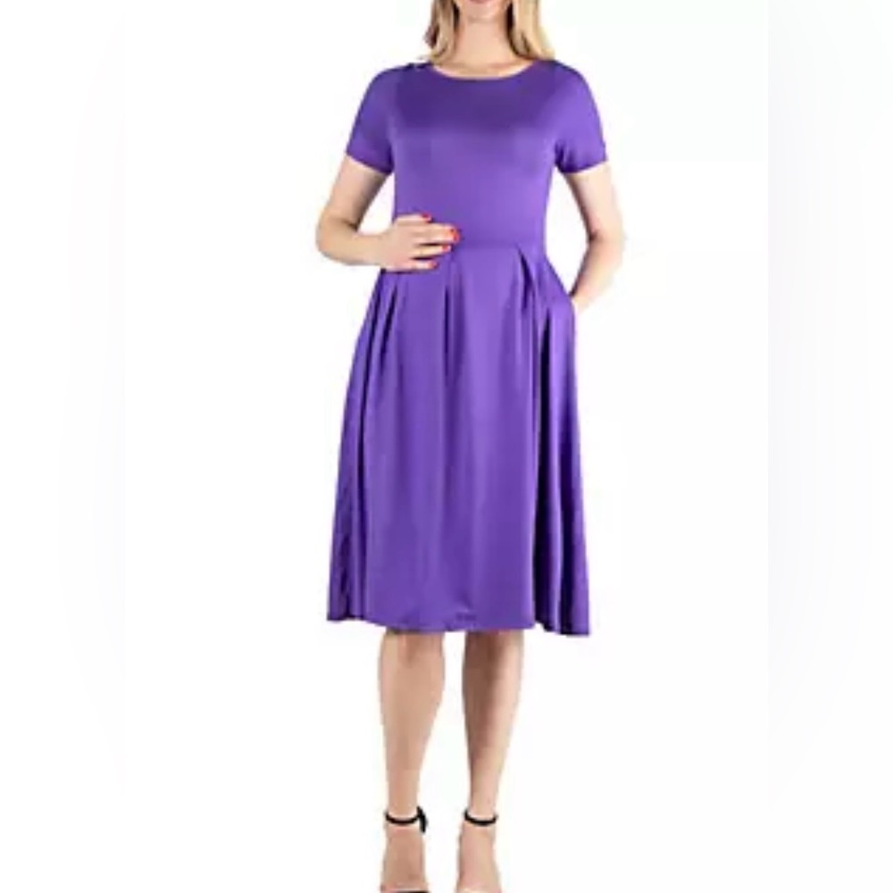 New with tag maternity dress. 24 seven comfort aparrell